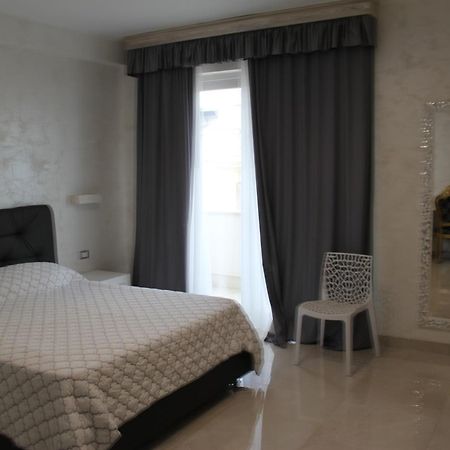 Hotel Presidente Porto Cesareo Exterior foto