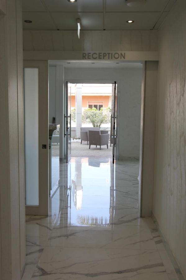 Hotel Presidente Porto Cesareo Exterior foto