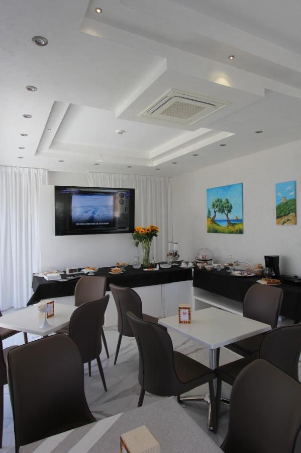Hotel Presidente Porto Cesareo Exterior foto