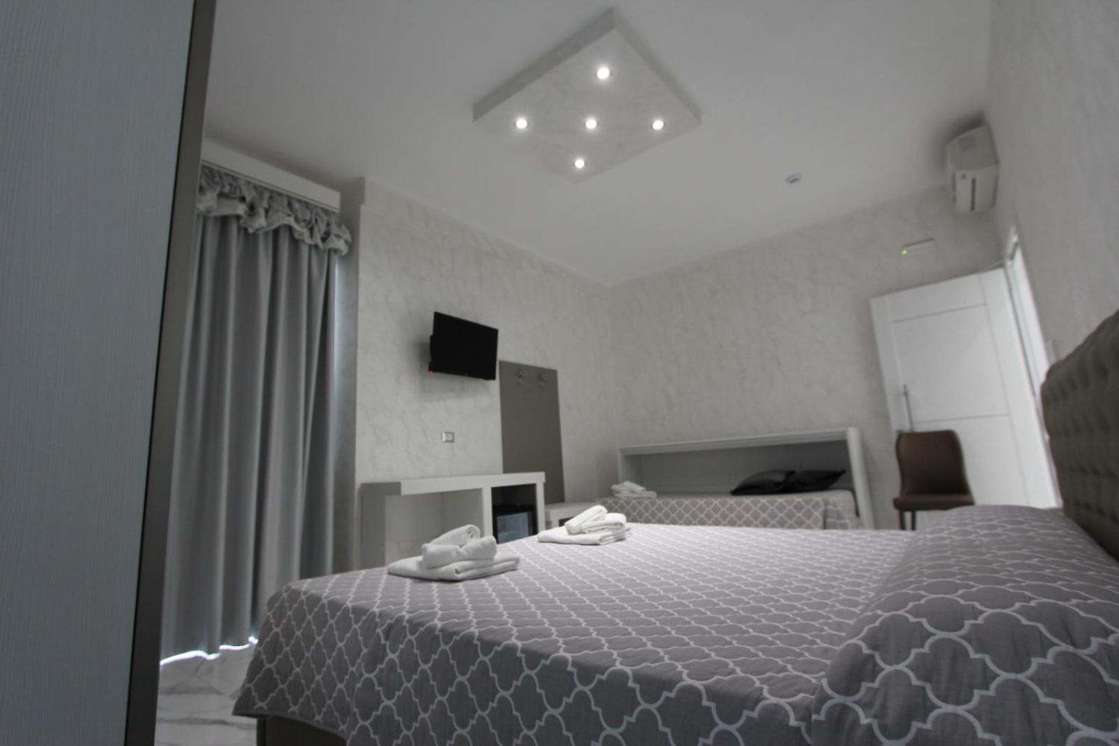 Hotel Presidente Porto Cesareo Quarto foto